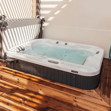 Apartment La Suite 176 - Piscine Privee, Spa, Hammam A Reims